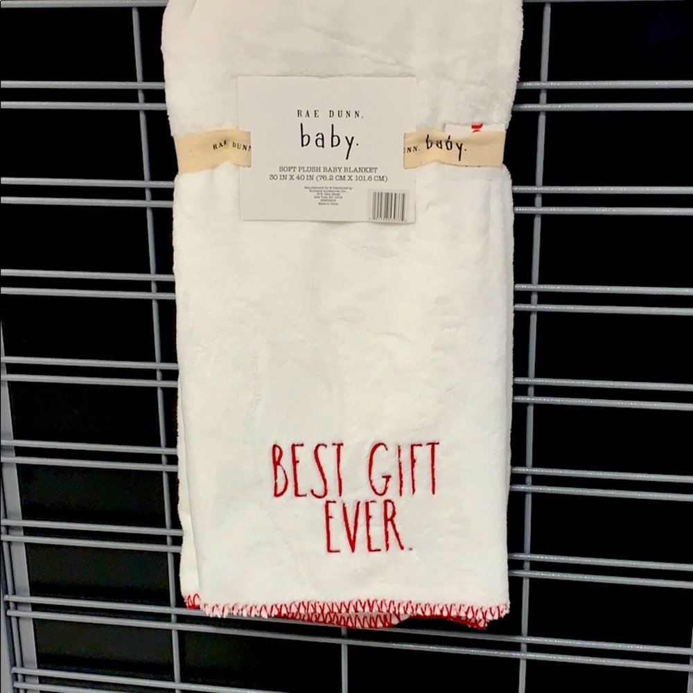 Rae Dunn Baby Plush Throw